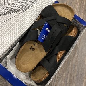 Brand New Birkenstock US size 8/8.5 EU 39 narrow fit